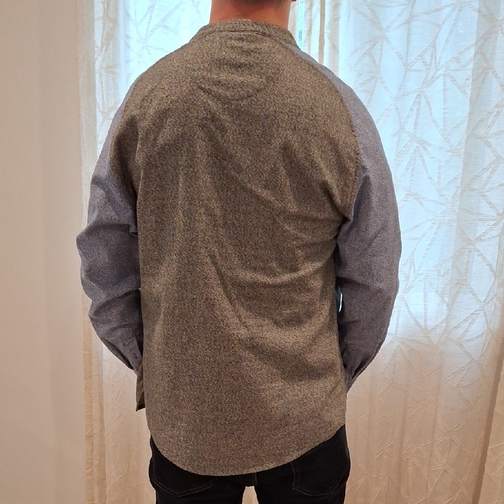 Wolf & Man Gray and Blue Long Sleeve Over Shirt Size XL - Picture 2 of 8